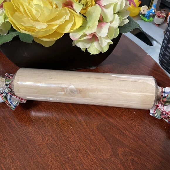 Personalized Wooden Rolling Pin "Our Hearts Have Been Rolled Into One" Engraved - Picture 3 of 4